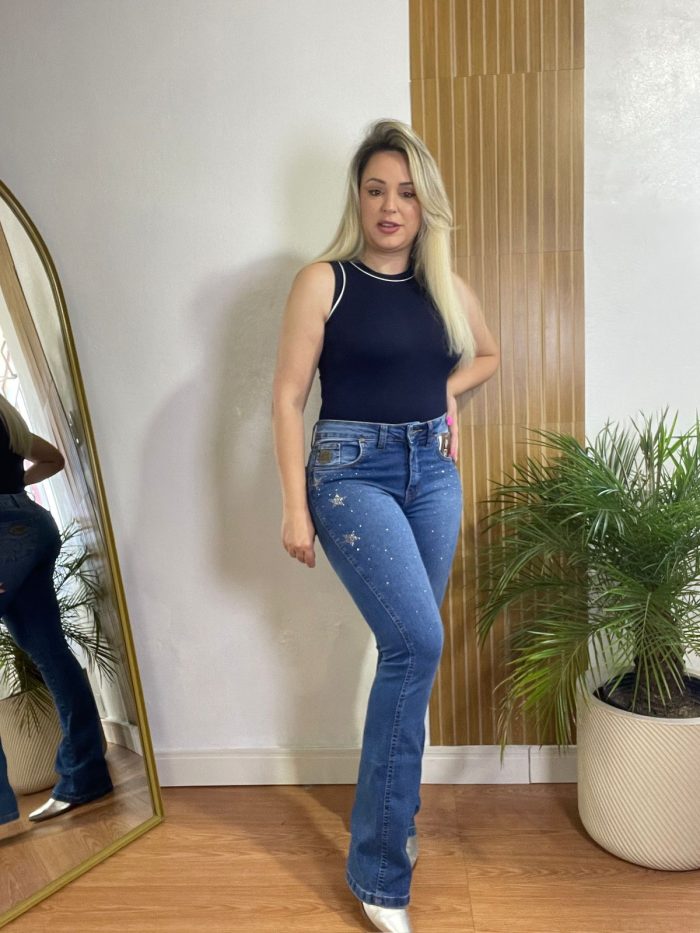 calça jeans country com aplique calça jeans country com aplique