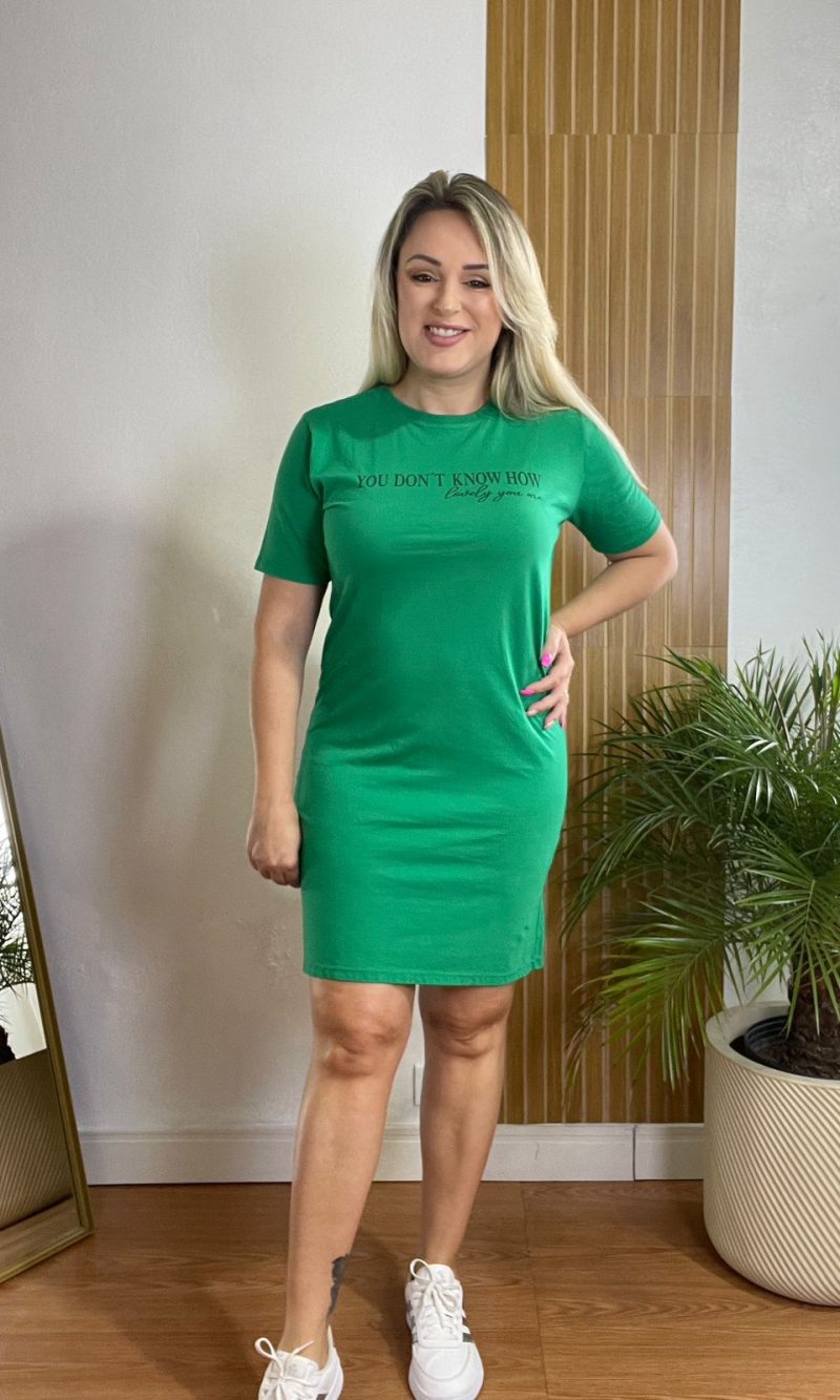 vestido camisetão verde vestido camisetão verde